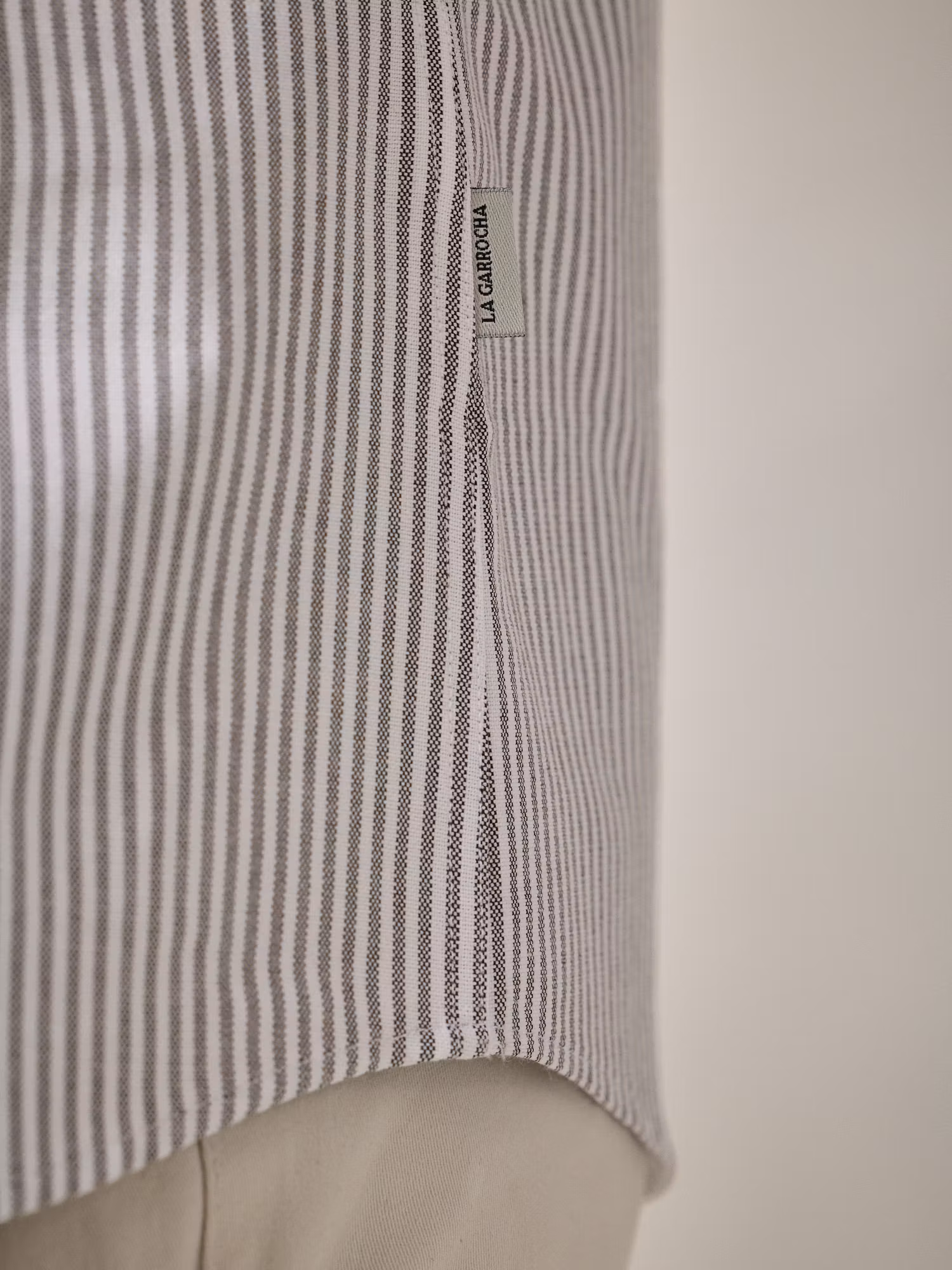 Camisa Oxford Listrada | Moka
