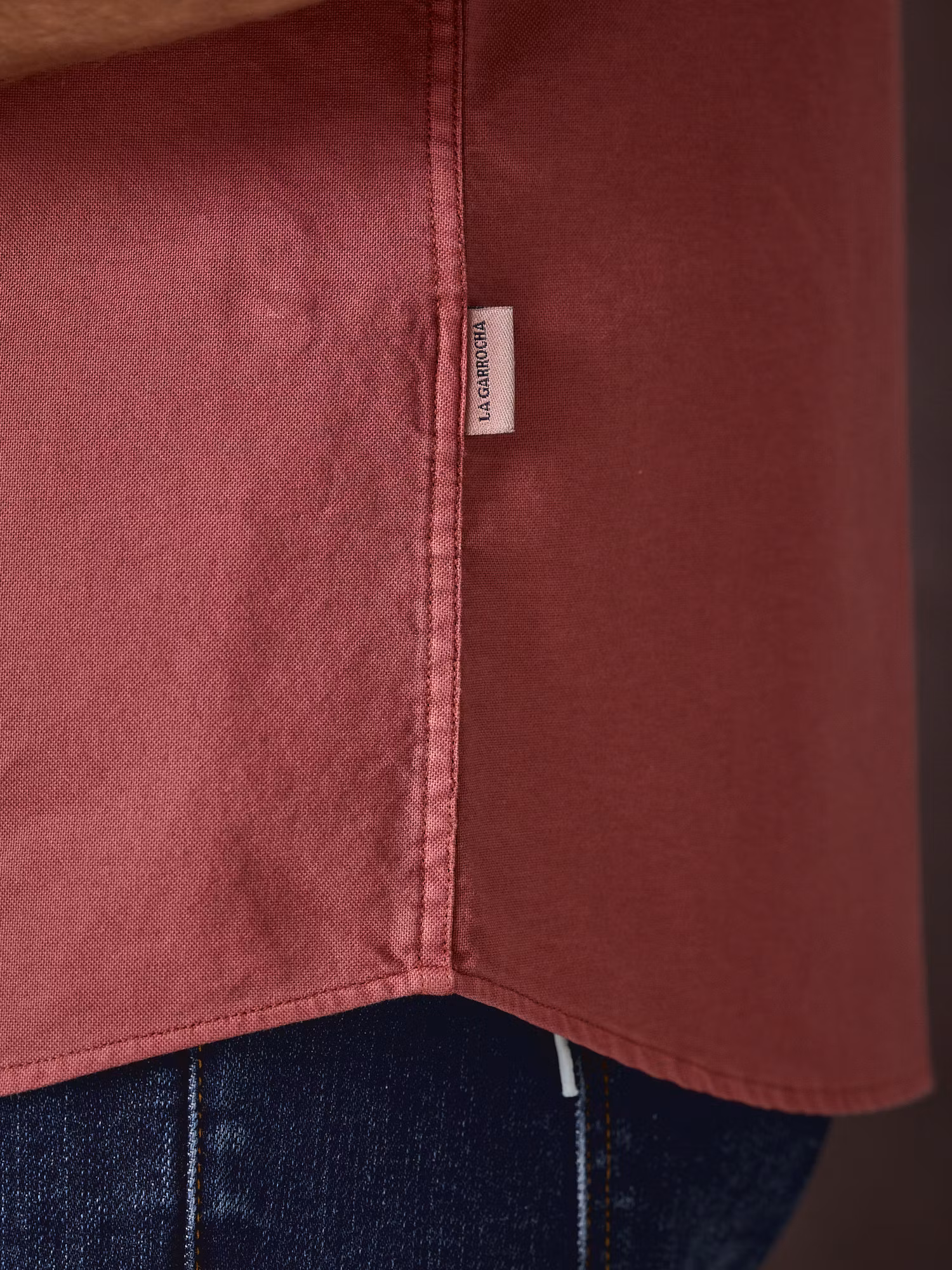 Camisa Garment Dyed | Carmesí