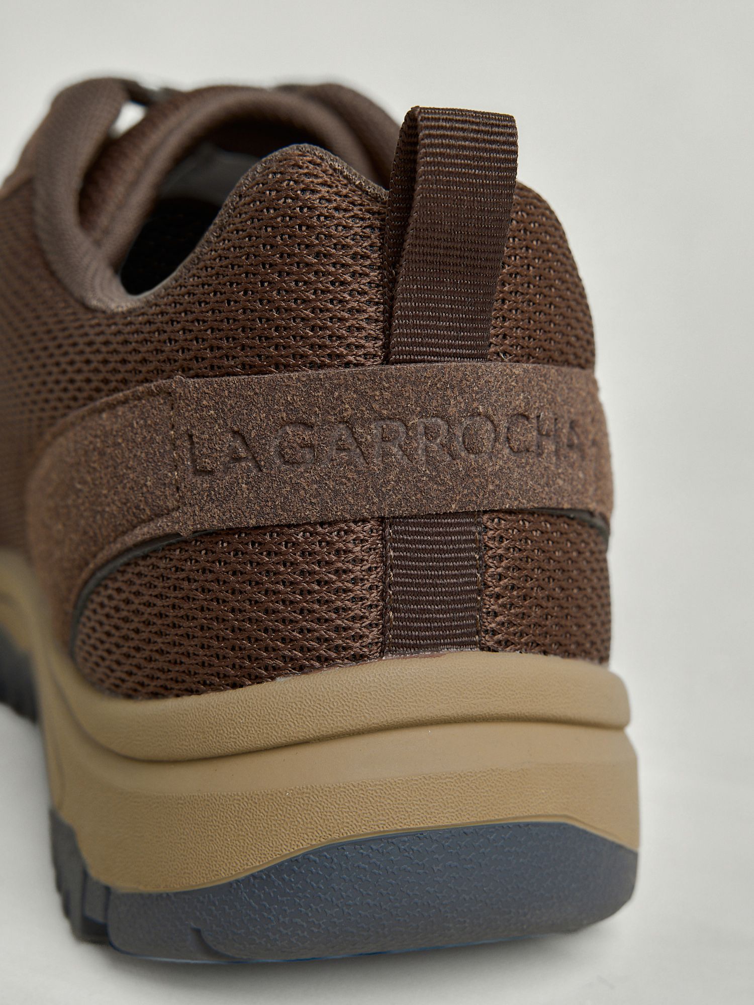 Hiking Sneakers | Brown