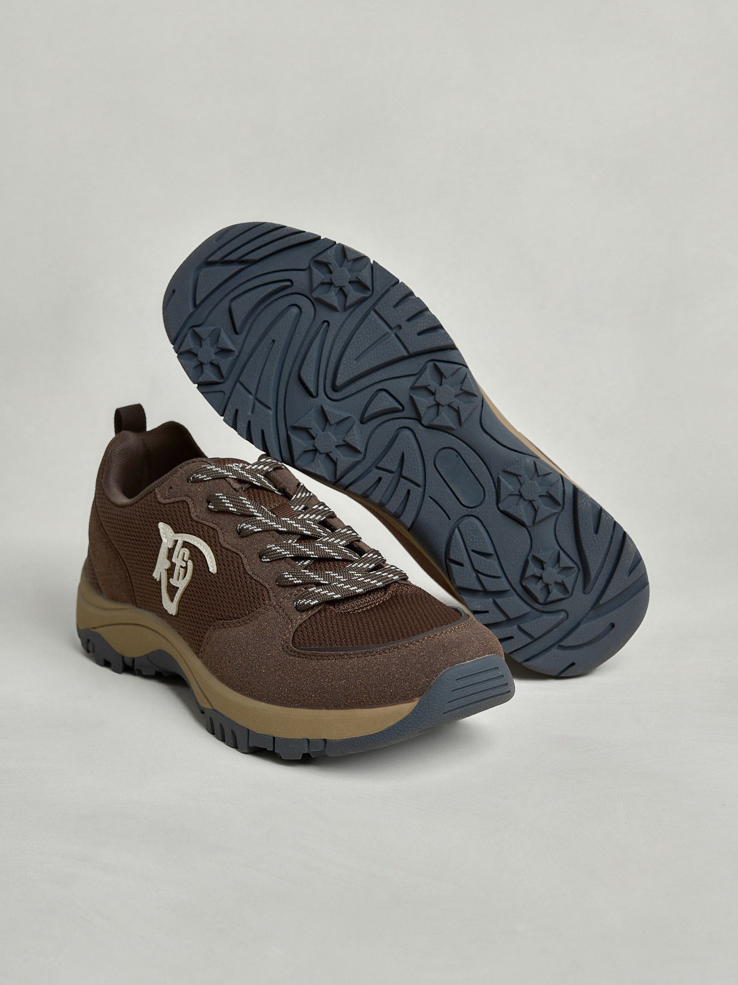 Hiking Sneakers | Brown