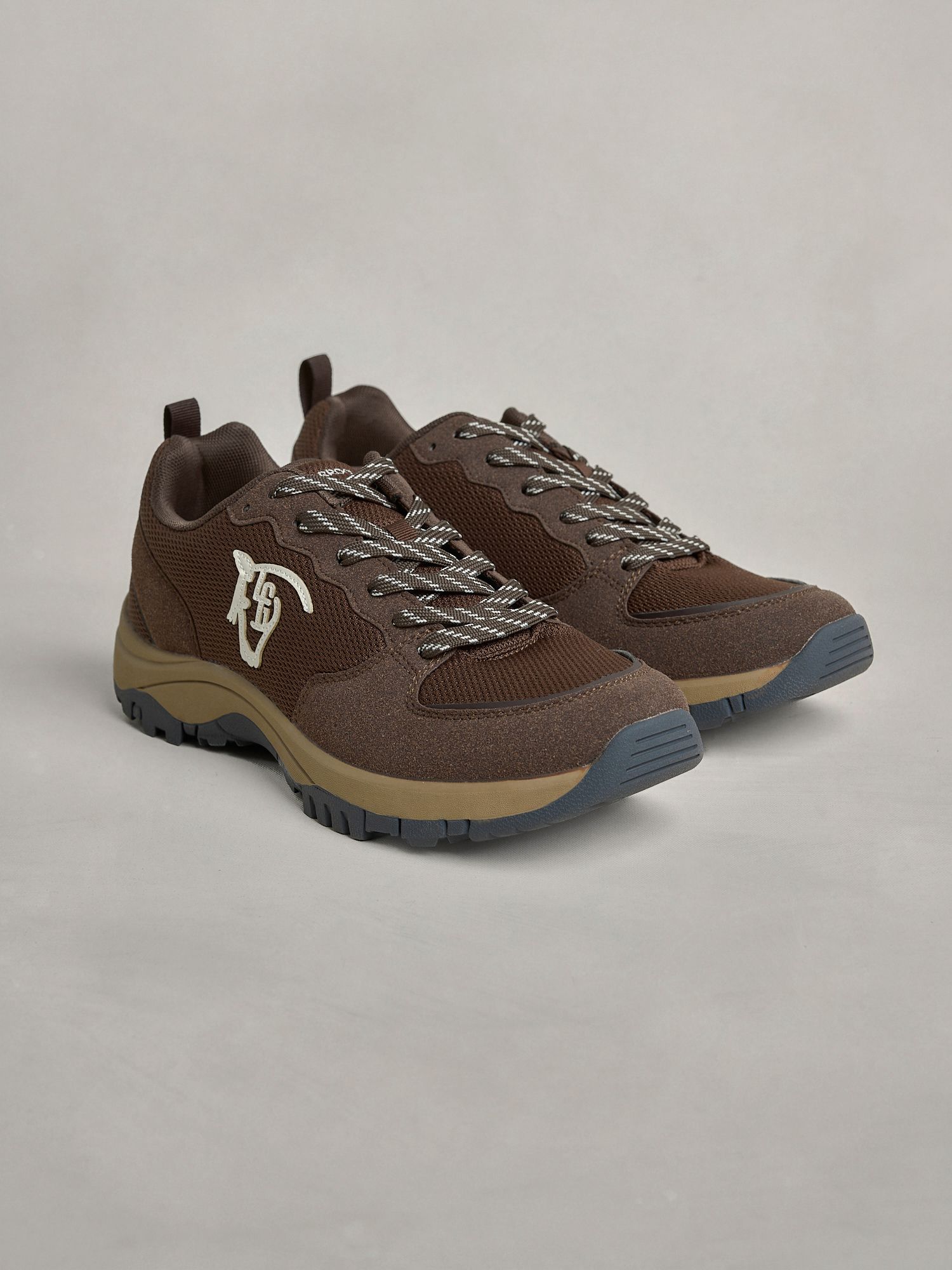 Hiking Sneakers | Brown