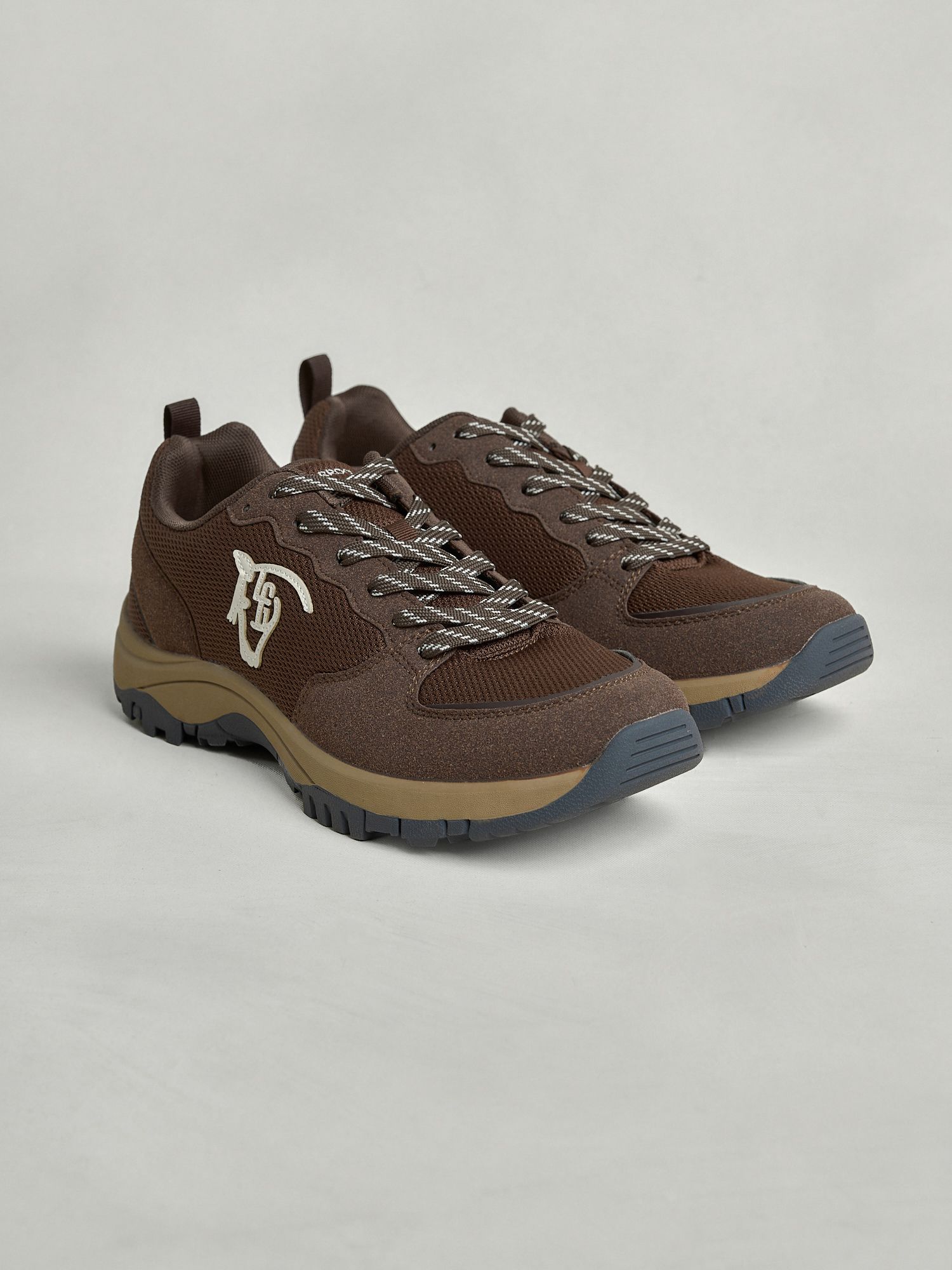 Hiking Sneakers | Brown