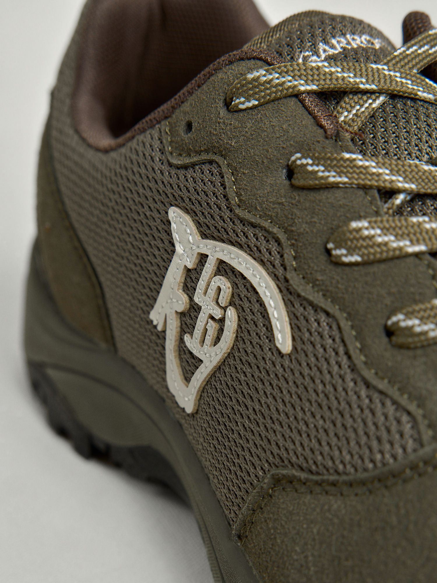 Hiking Sneakers | Moss Green