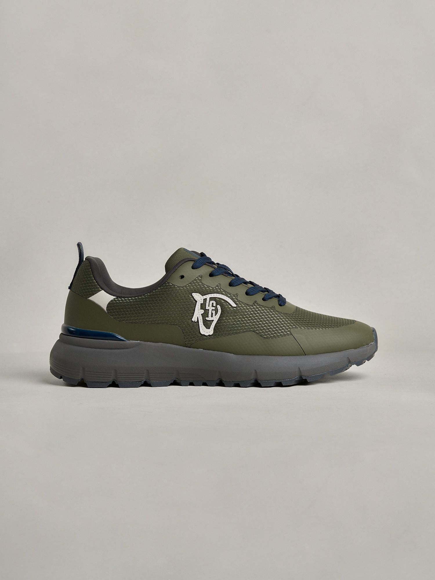 Zapatilla Trek | Musgo