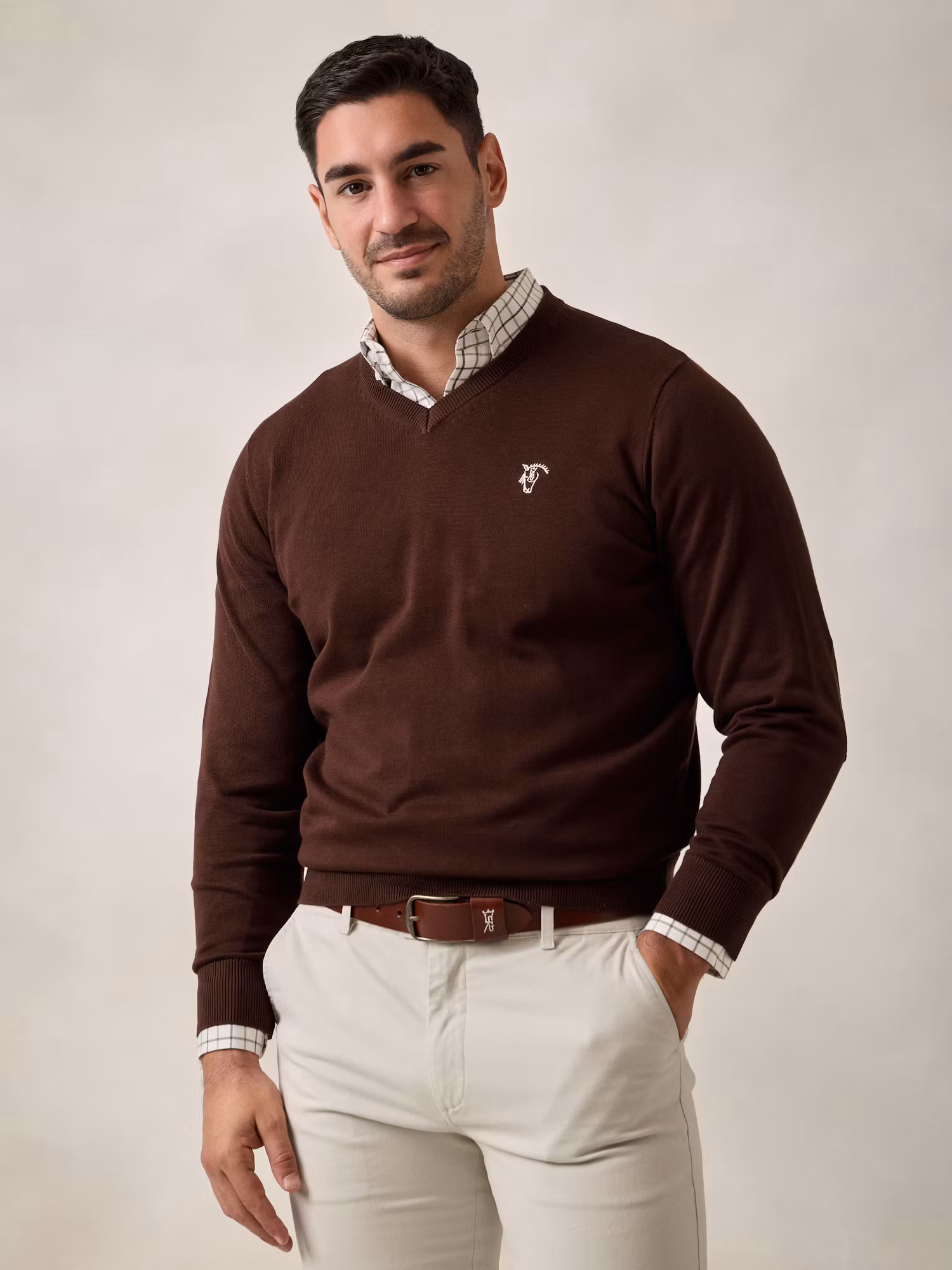V-neck sweater with elbow patch | Mocha