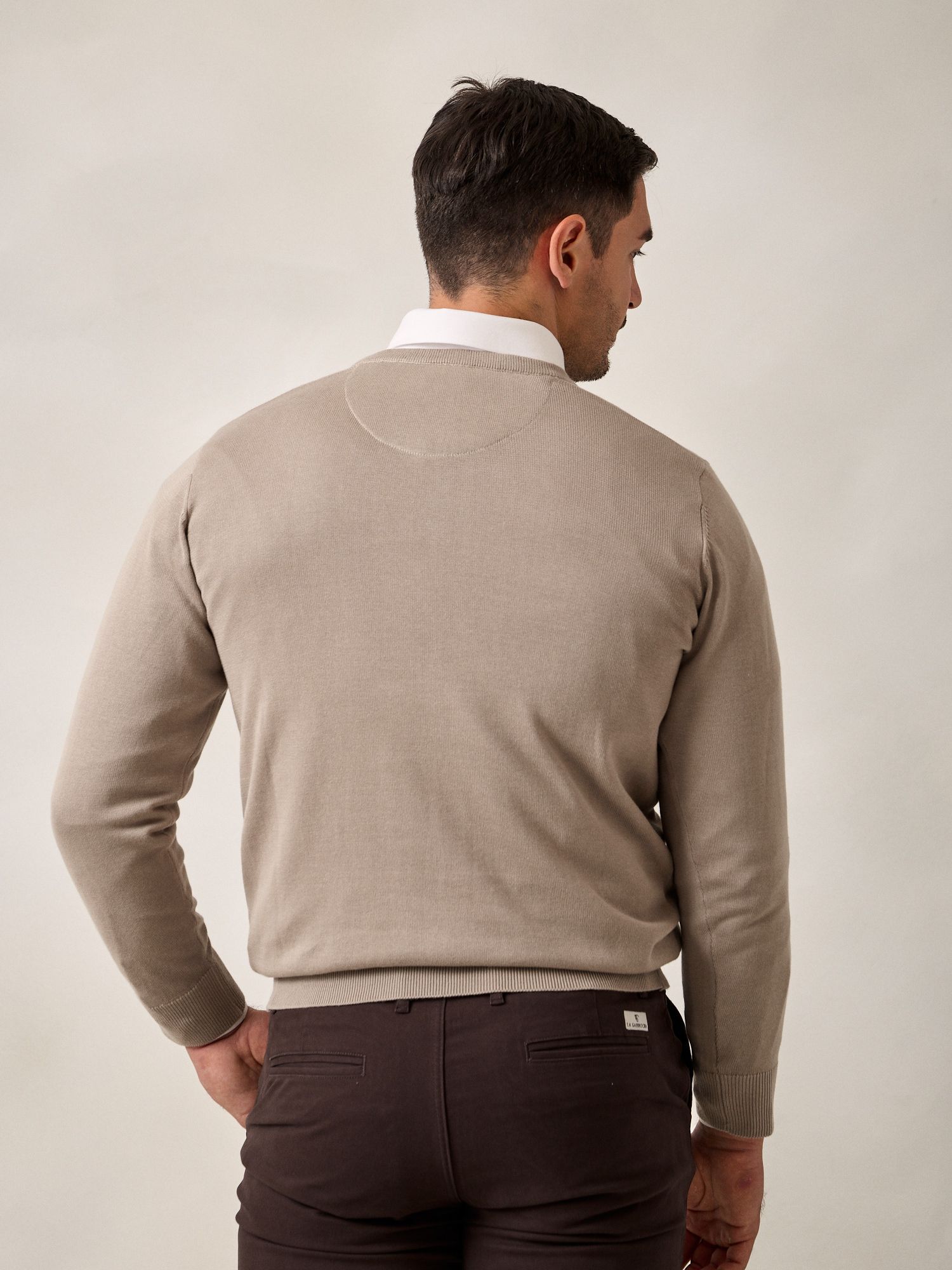 Sweater com decote em V | Pedra