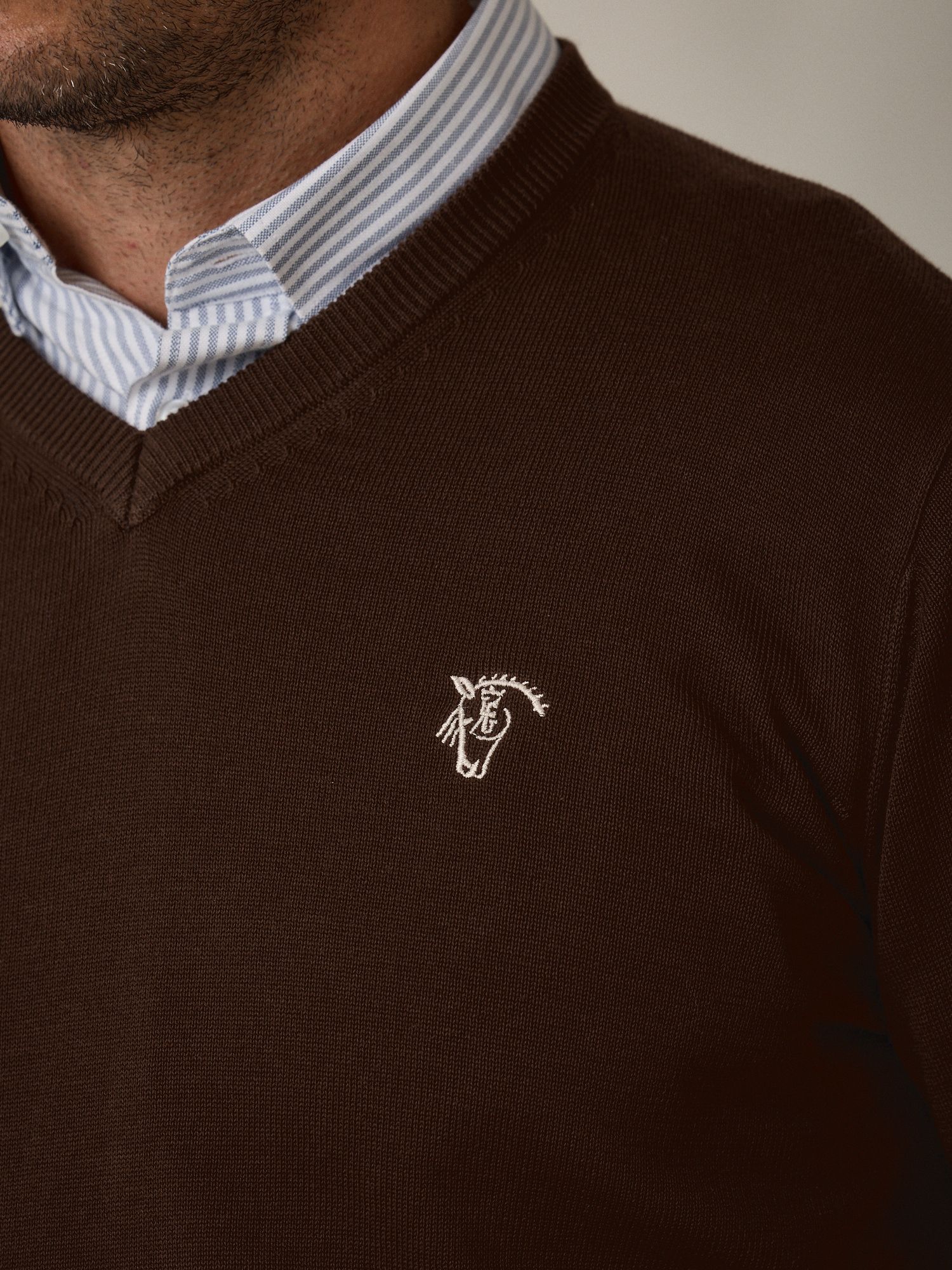 Sweater com decote em V | Moka