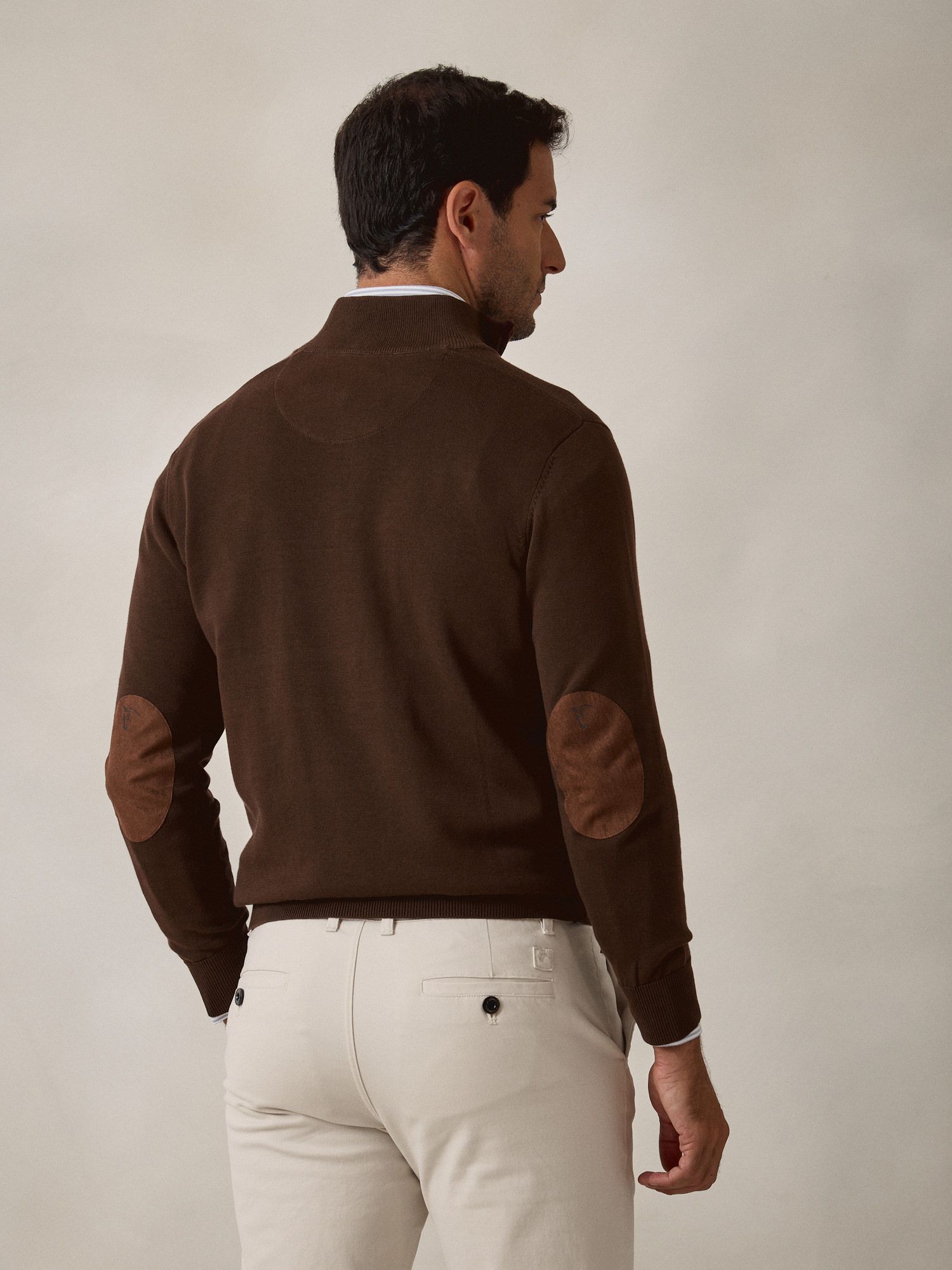 Pull Demi-Zip Brand | Moka