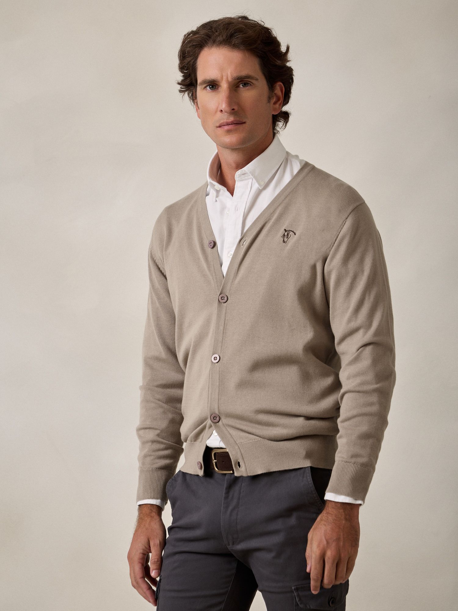 Cardigan com botões | Pedra