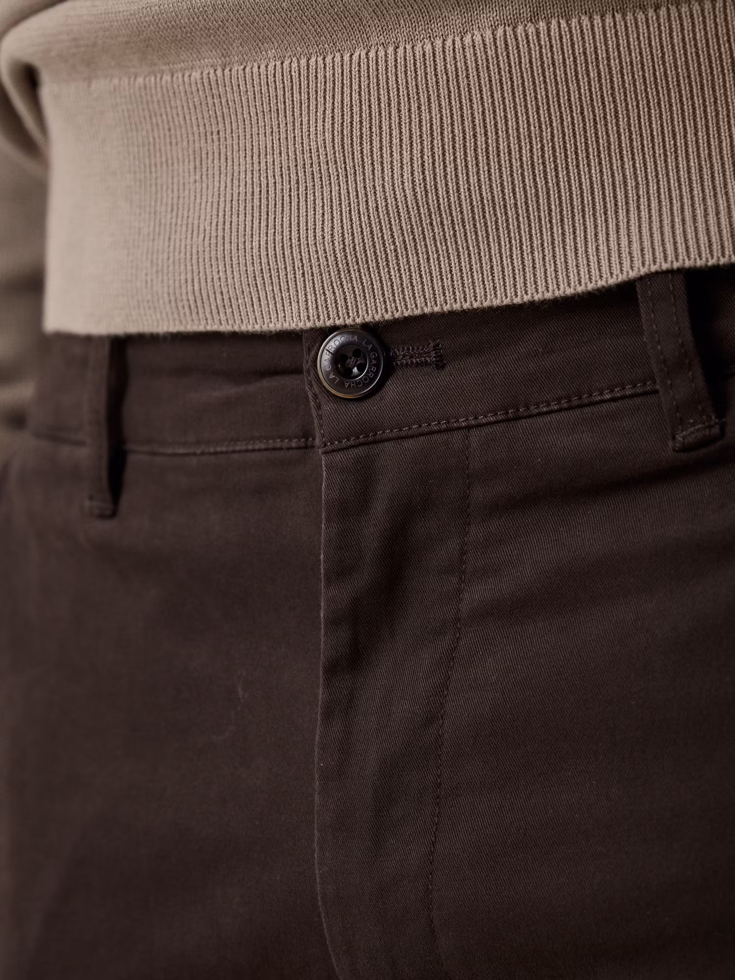 Cotton cargo trousers | Mocha