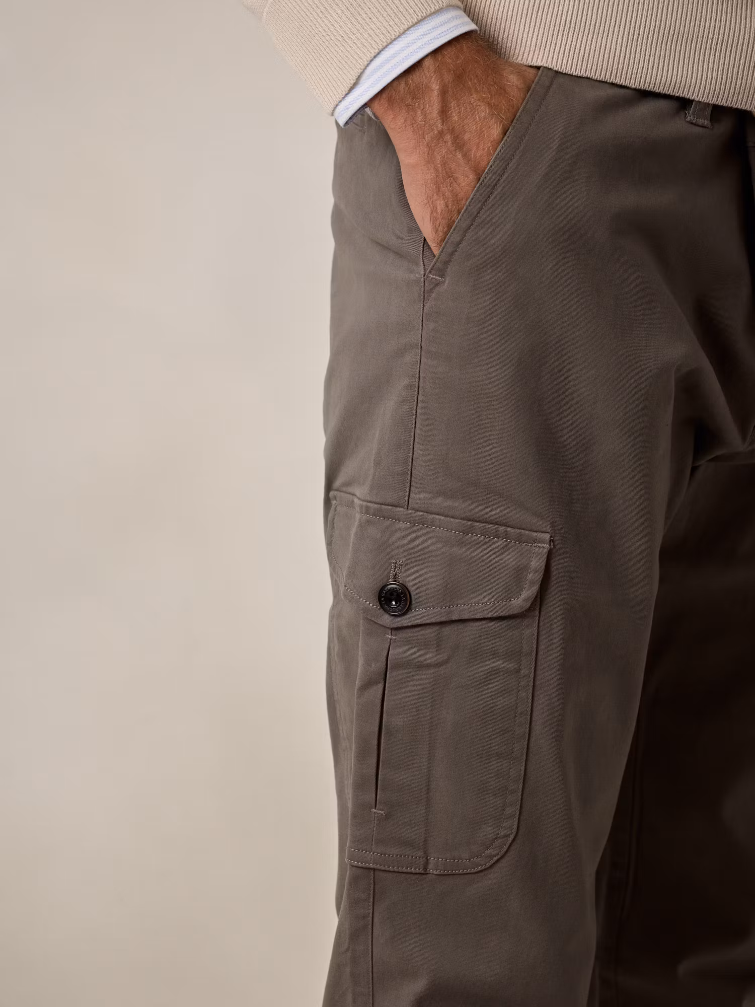 Cotton cargo trousers | Tan
