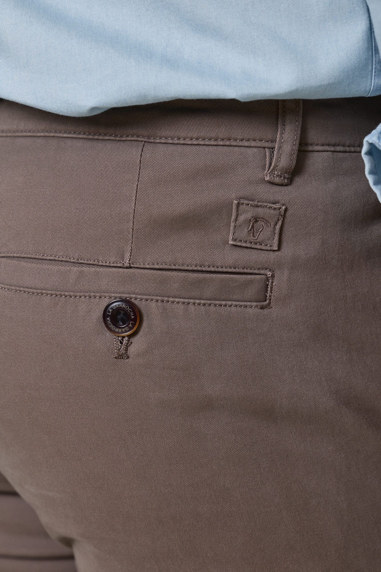 Regular Chinos | Tan