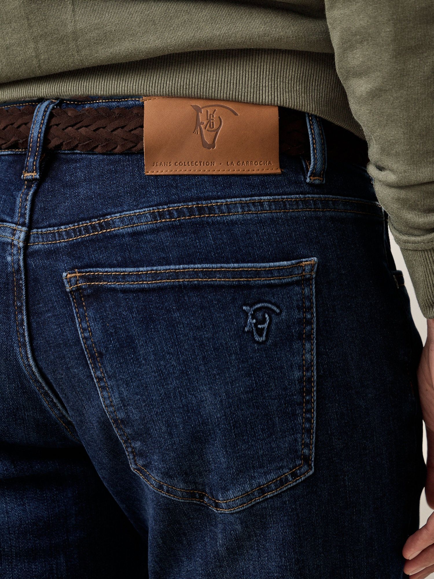 Classic Jeans | Oscuro
