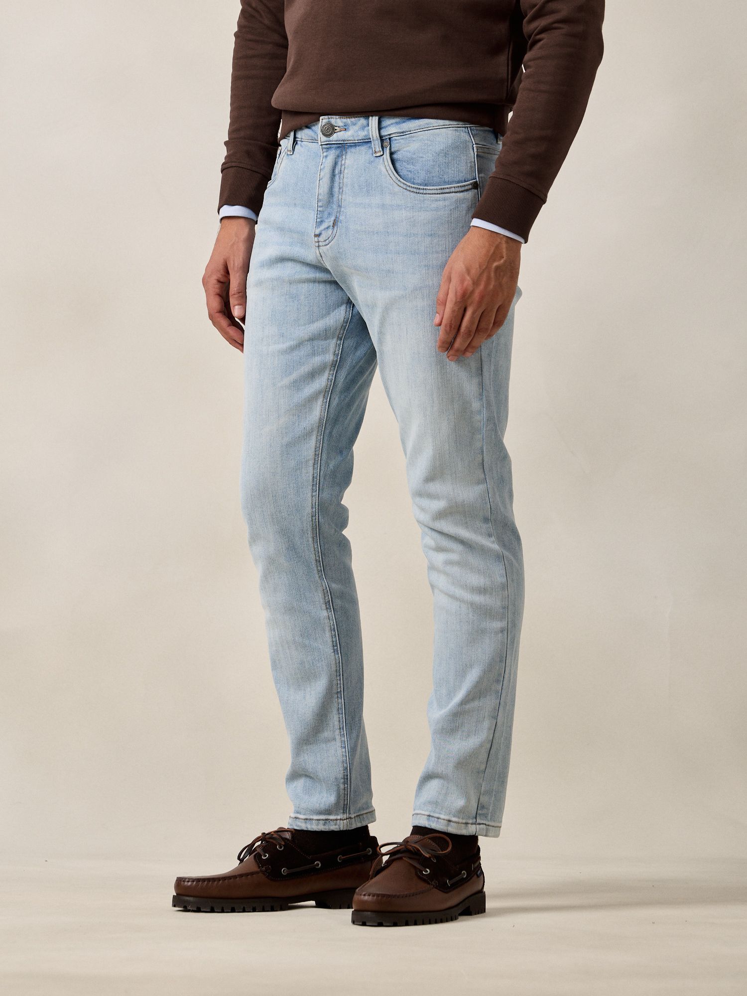 Classic Jeans | Light Blue