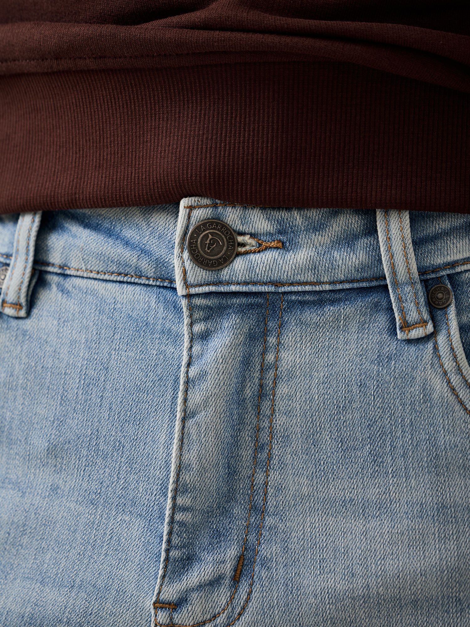 Classic Jeans | Light Blue
